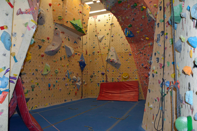 An image of the climbing gym at the Sally Borden Fitness Centre