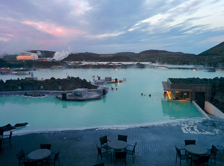 Image of the Blue Lagoon in Iceland