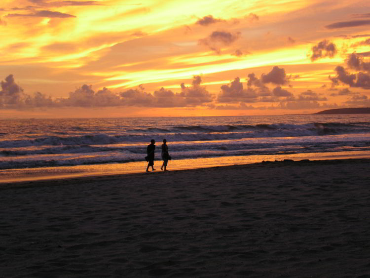 An image of the beach at sunset at Paradise Village Resort in Nuevo Vallarta, Mexico - all inclusive family resorts