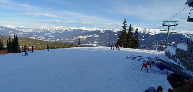 An image of the view from the top of a run at Marmot Basin in Jasper, Alberta - Jasper Skiing