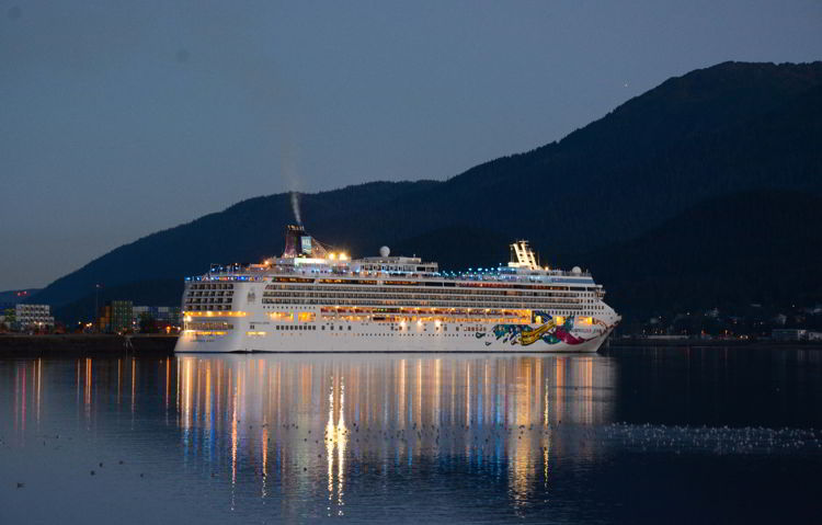 An image of the NCL Jewel cruise ship in Juneau Alaska at night.