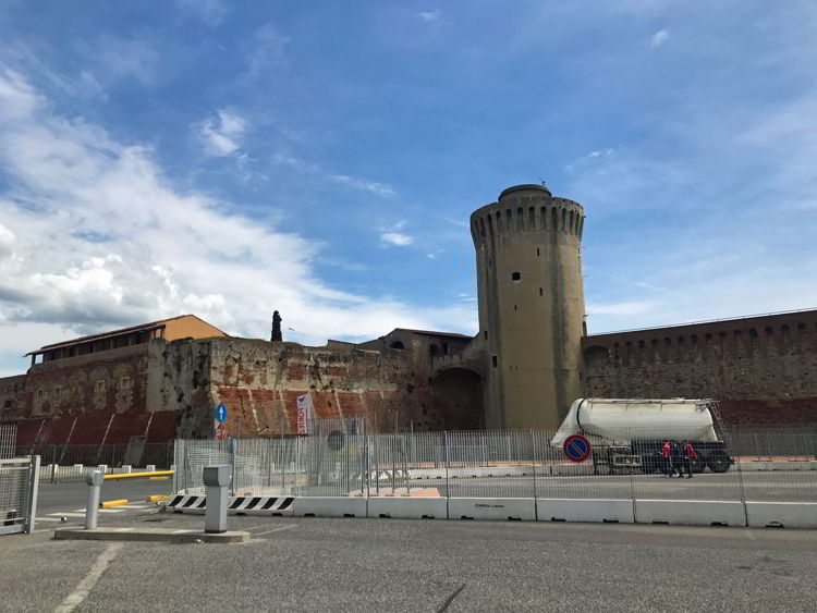 An image of Fortrezza Vecchia, the old fort, in Livorno, Italy.