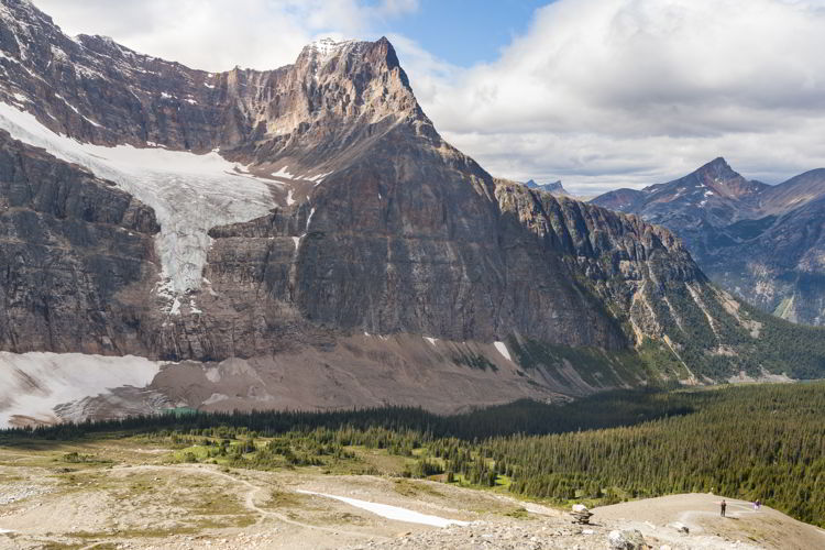 An image of people on the Cavell Meadows hike in Jasper National Park, Alberta.