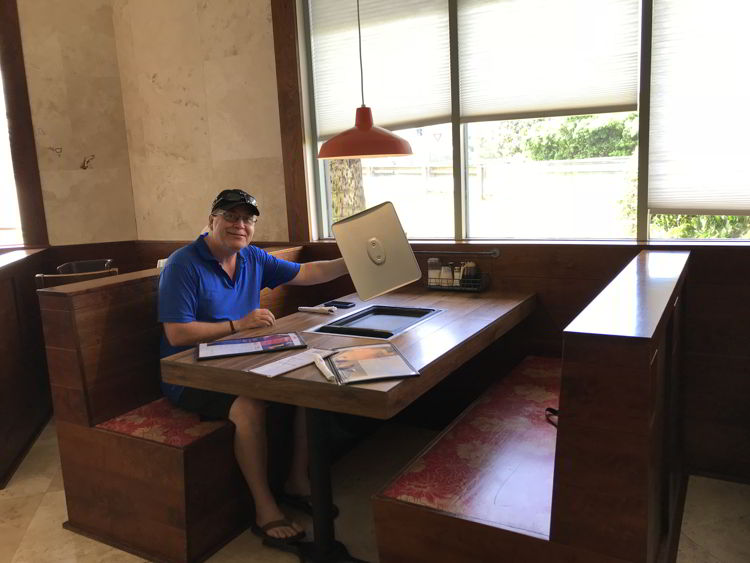 An image of the grill tables at the Slappy Cakes restaurant in Maui - Kāʻanapali restaurants.