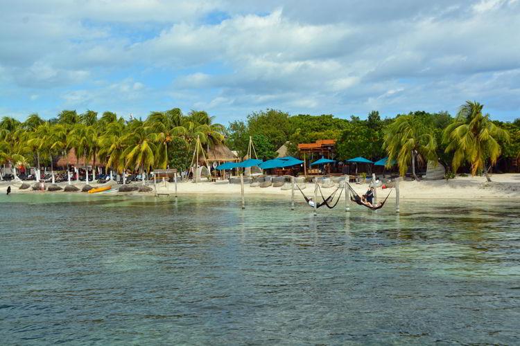 An image of a beach on Isla Mujeres, Mexico. 