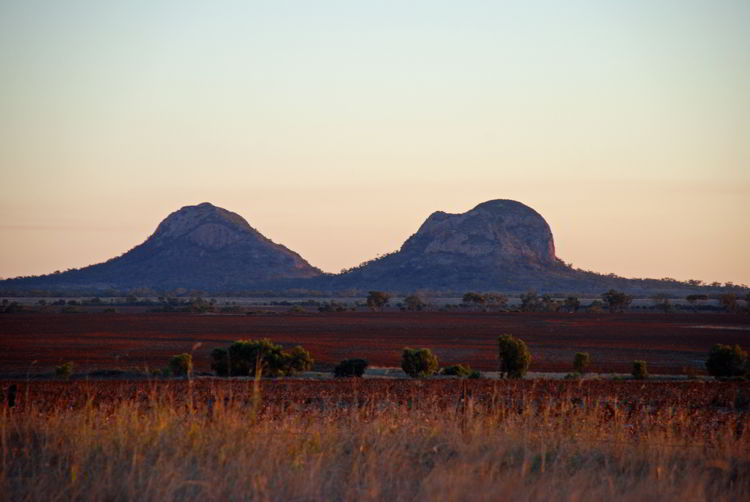 An image of the Queensland outback in Australia. 
