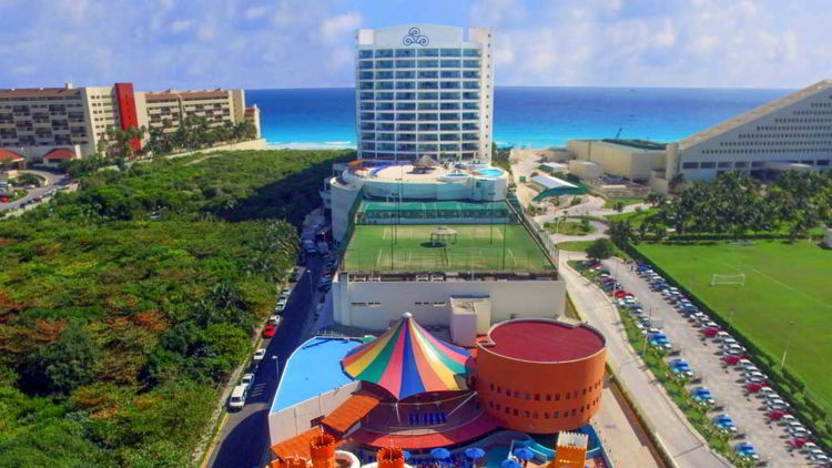 An image of the Seadust Cancun Resort in Cancun, Mexico. 