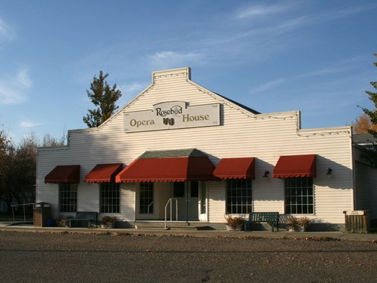 An image of the Rosebud Opera House in Rosebud, Alberta. 