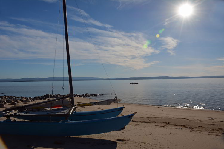 An image of the beach at Lesser Slave Lake Provincial Park in Alberta, Canada.