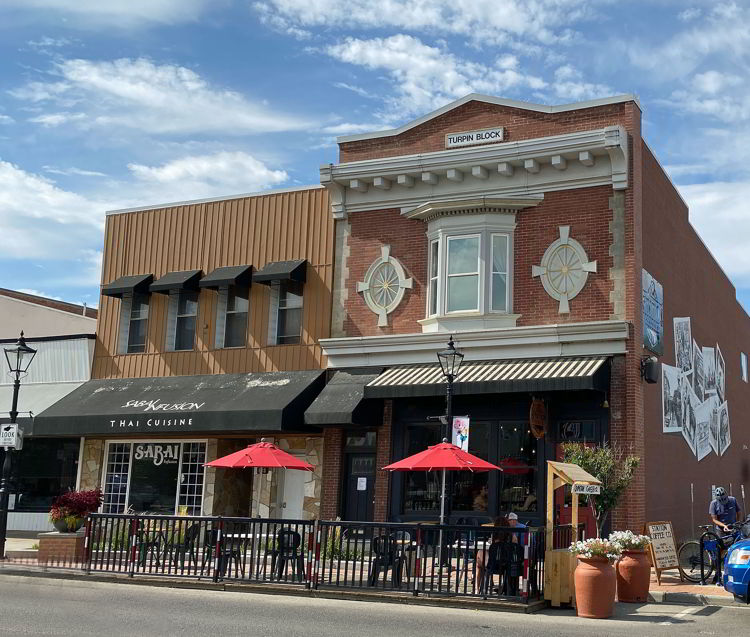 An image of the Turpin Block in Medicine Hat, Alberta, Canada.