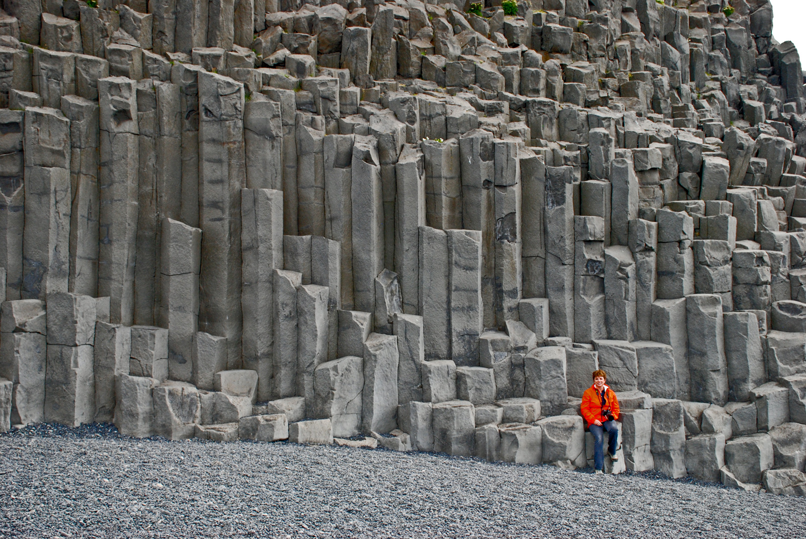 Image of basalt columns at Reynisfjara Beach in Iceland
