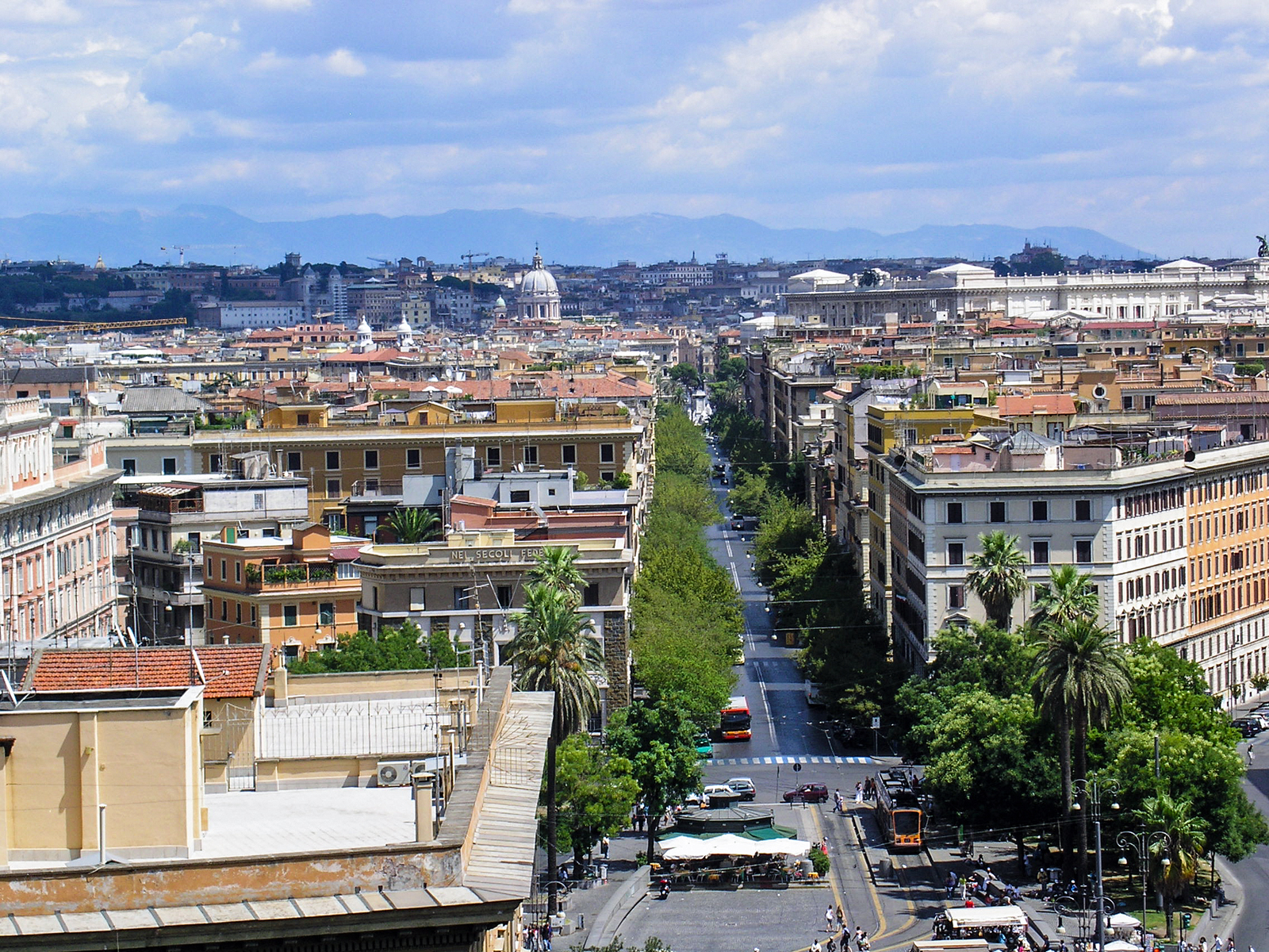 An image of the old city of Rome