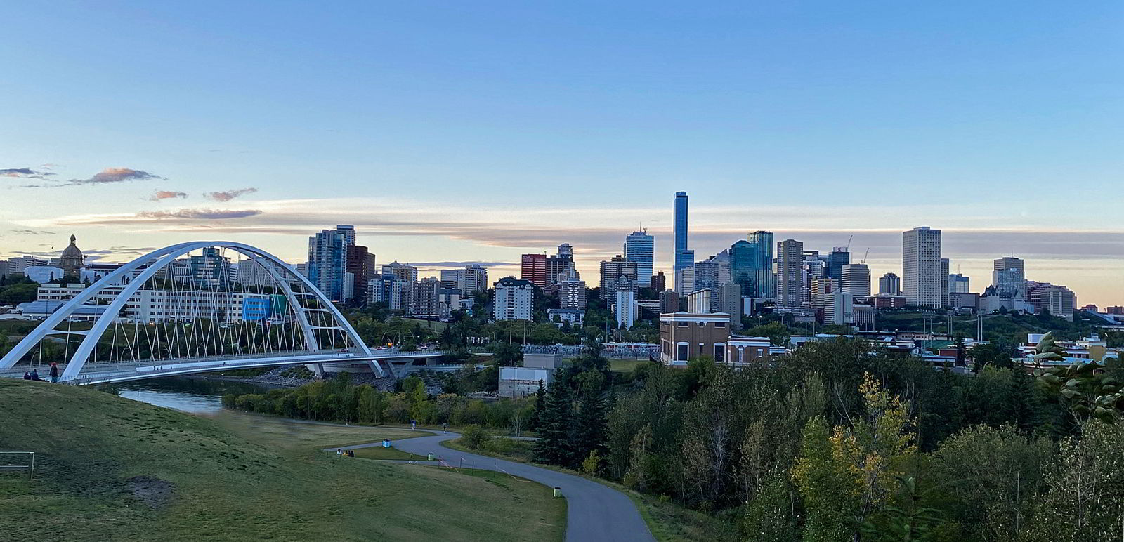 An image of the Edmonton downtown skyline.