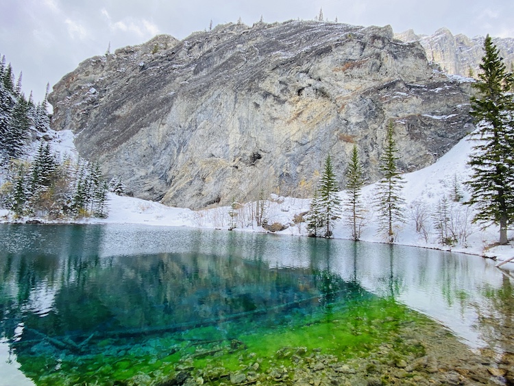 A blue mountain lake, Grassi Lakes.