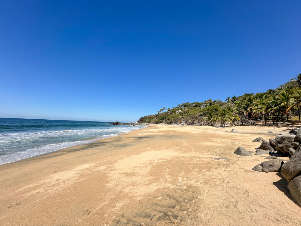 carricitos beach