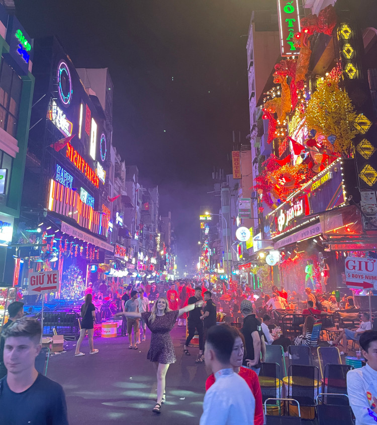 Ho Chi Minh nightlife, travel itinerary for vietnam