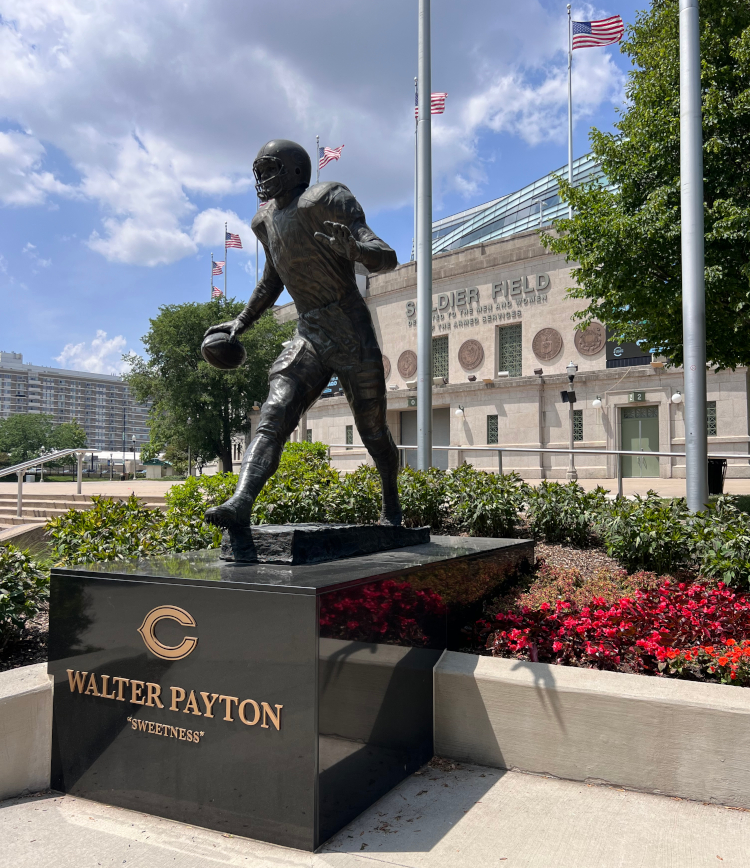 statue of walter payton