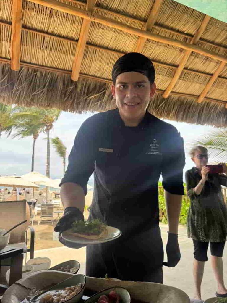 An image of a ceviche making class at the beach club at Delta Hotels Riviera Nayarit. 